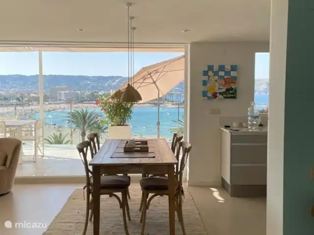 PENTHOUSE AAN DE BEACH huren in Spanje, Costa Blanca, Jávea - appartement Ook vanuit de eetkamer prachtig uitzicht op de Arenalbaai.