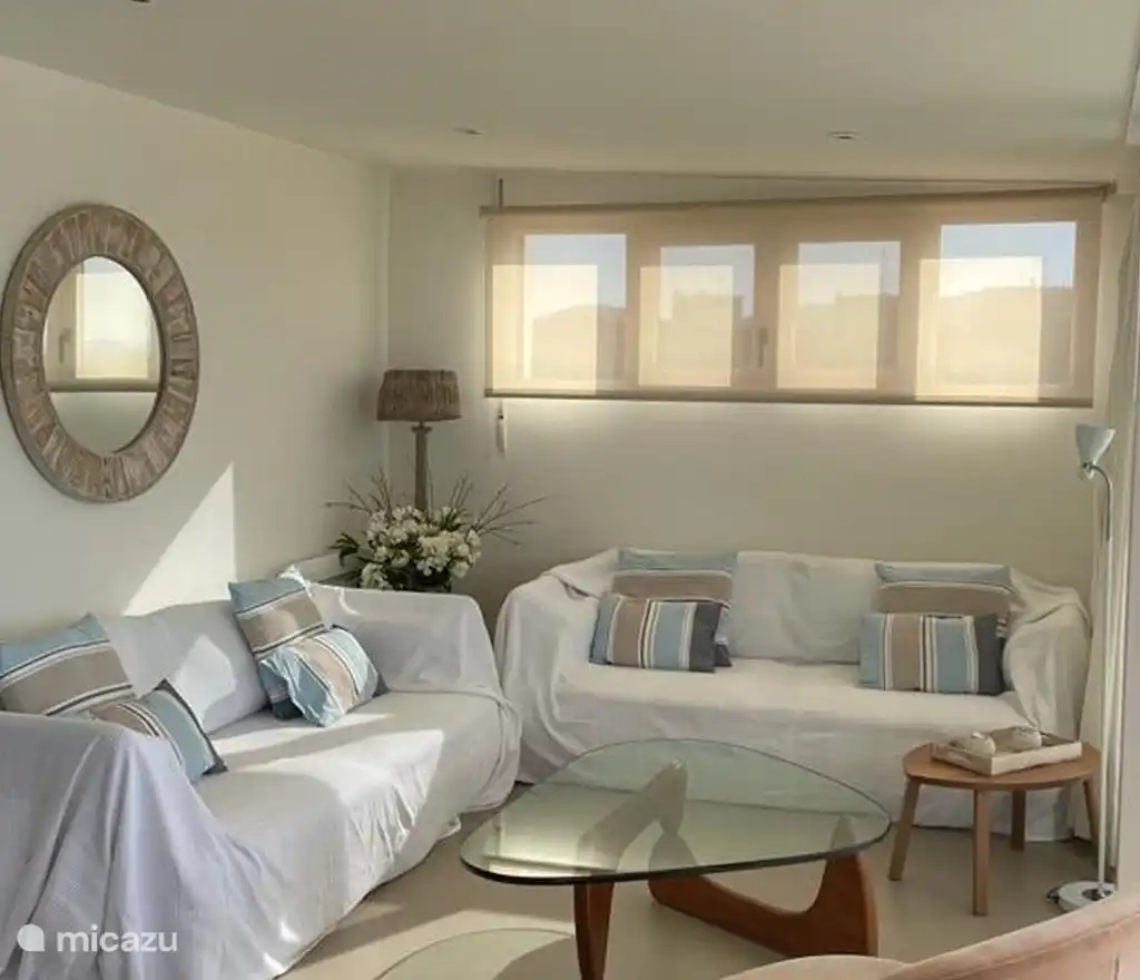 PENTHOUSE AAN HET STRAND