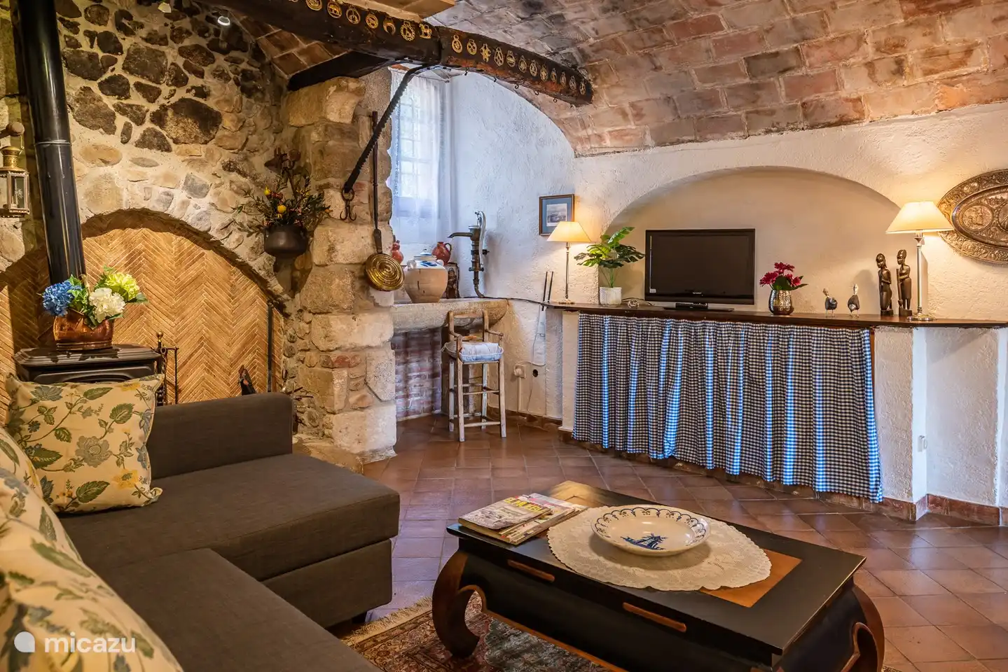 ground floor living room with smart TV