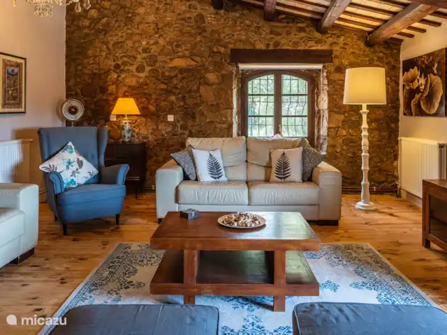 villa huren in Spanje, Costa Brava, Calonge – Mas Toi woonkamer op de eerste verdieping