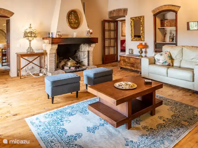 villa huren in Spanje, Costa Brava, Calonge – Mas Toi woonkamer op de eerste verdieping