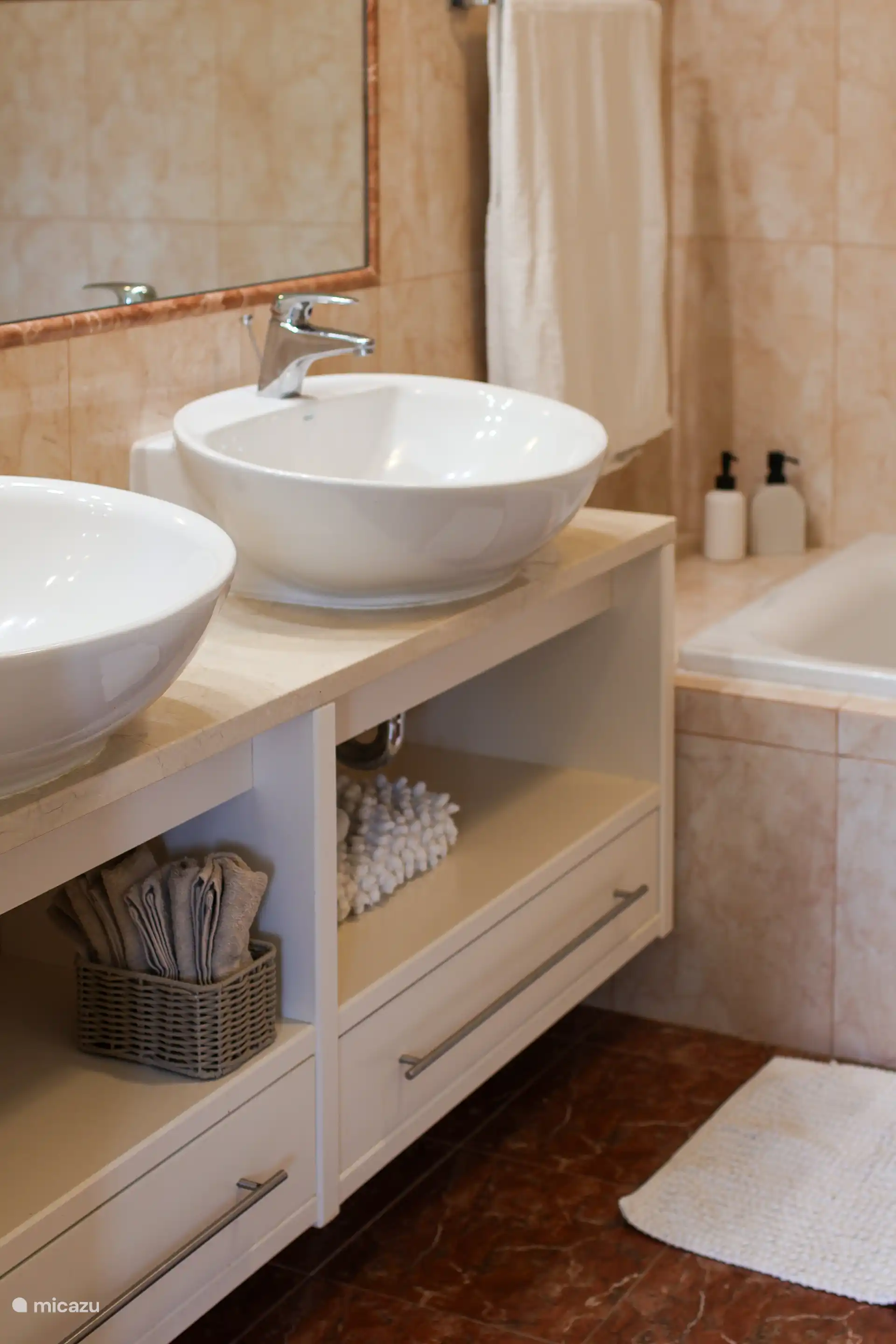 Badkamer 1