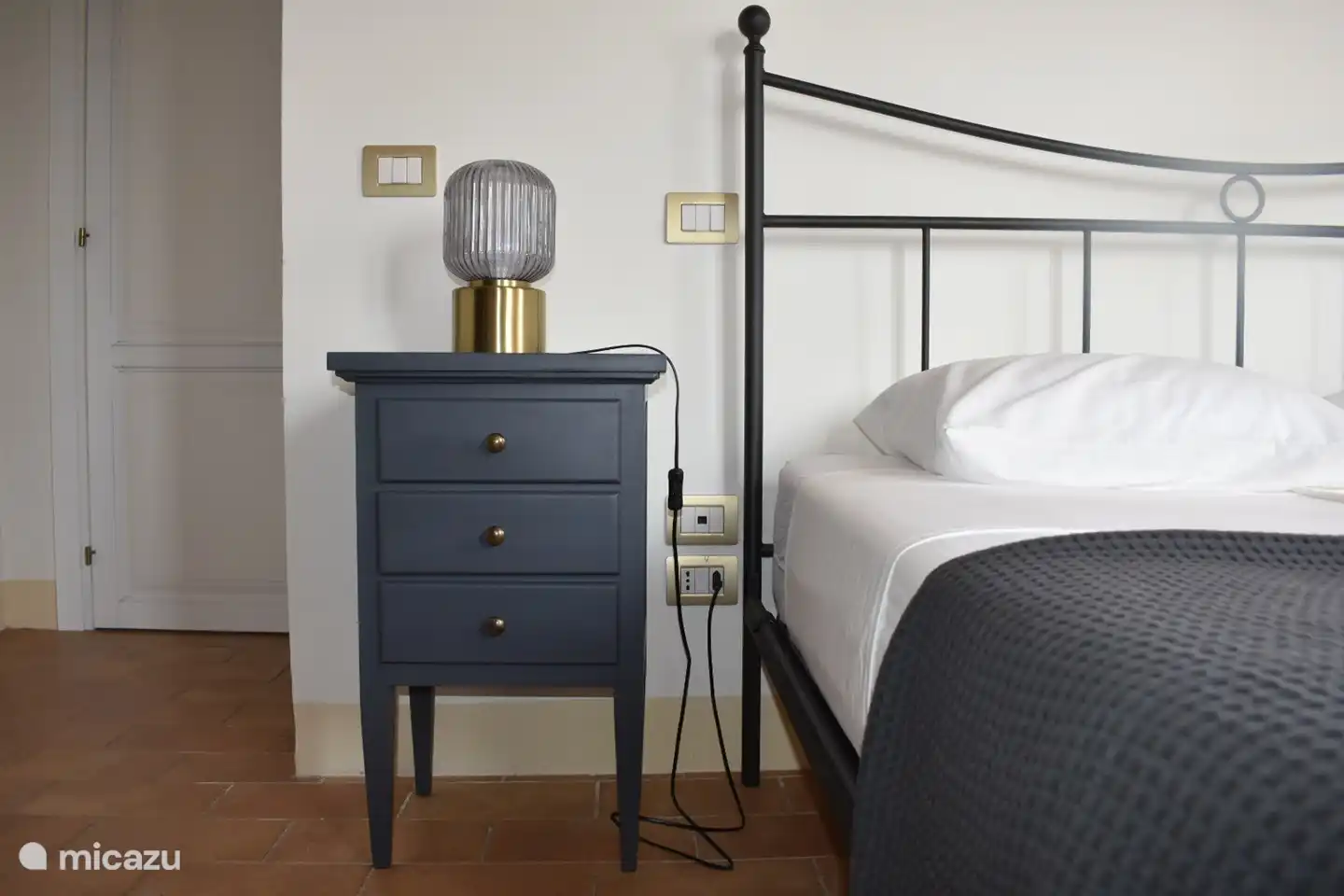 geräumige Schlafzimmer