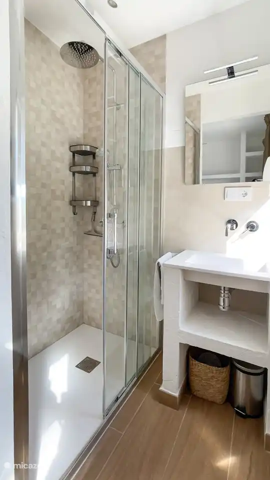 Baño en suite del dormitorio 4