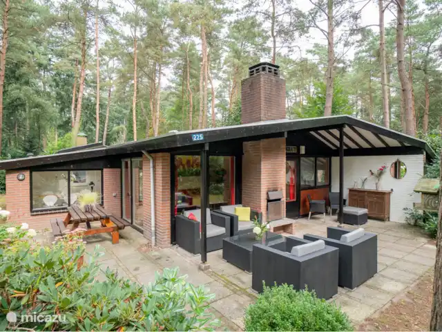 vakantiehuis huren in Nederland, Overijssel, Giethmen – Vakantiehuisje in Giethmen Vooraanzicht huis