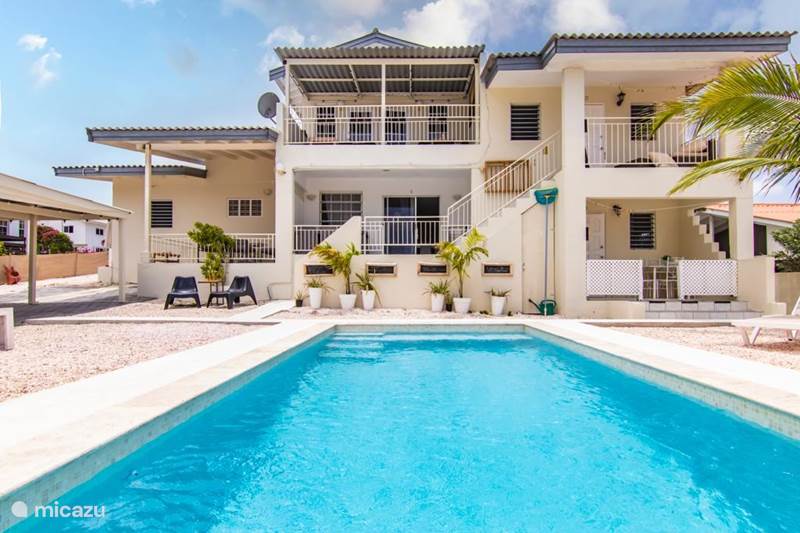 Vakantiehuis Curaçao, Banda Ariba (oost), Cas Grandi Appartement WoningD,zwembad,speeltuin,toplocatie