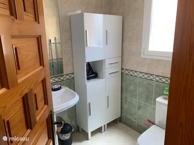 casa natalia en España, Costa Blanca, Benitachell - apartamento Baño con armarios y secador de pelo