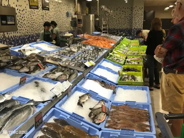 casa natalia en España, Costa Blanca, Benitachell - apartamento Mucho pescado fresco a la venta, también aquí en el Mercadona