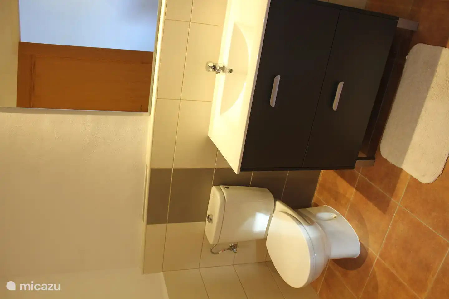 Badezimmer im Obergeschoss.