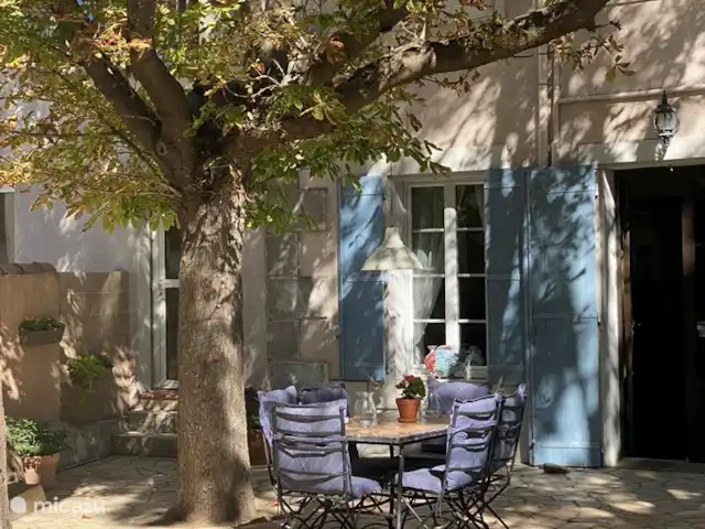 gîte / cottage huren in Frankrijk, Aude, Ginestas – Maison du Midi, appartement Inesta Tuin met terras en zithoek