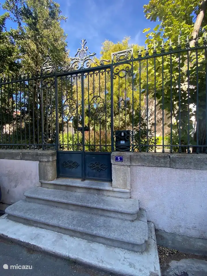 Eingang Maison du Midi