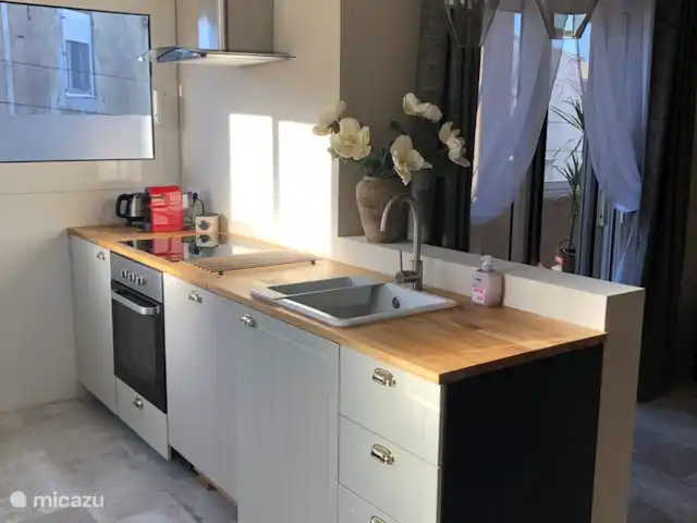 gîte / cottage huren in Frankrijk, Aude, Ginestas – Maison du Midi, appartement Inesta Keuken Inesta