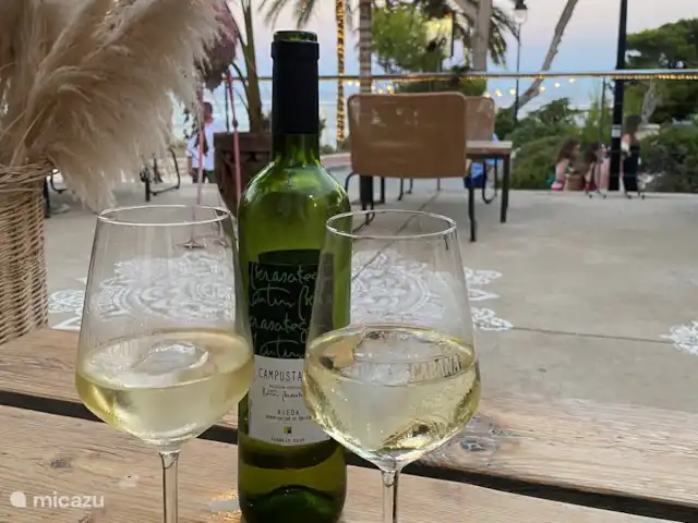 Location de Vacances Espagne, Costa Blanca, Moraira, villa - Casa Pescador - Benissa/Moraira Détendez-vous sur la côte tout en dégustant un bon verre de vin