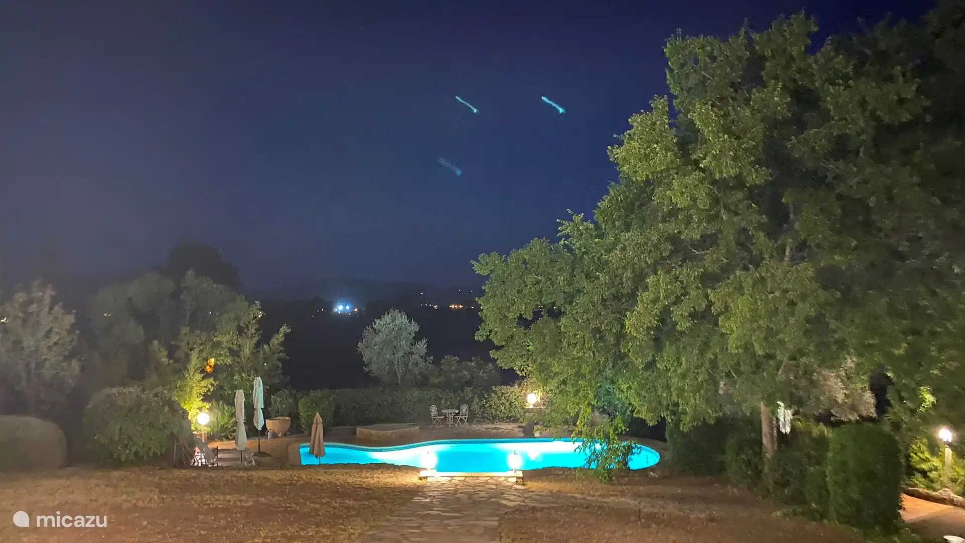 Sie machen einen abendlichen Tauchgang...