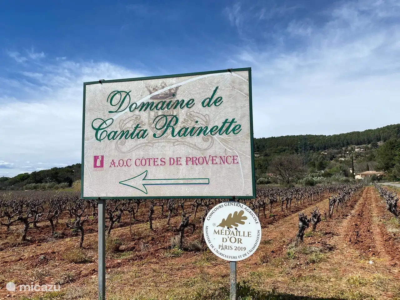 Sie finden die besten Weingüter in der ganzen Gegend. Und Canta Reinette ist dein Nachbar.