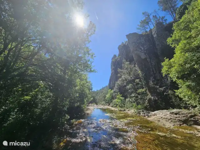 Solange, la maison qui vous enchante. | France, Var, La Motte - villa Vous aimez marcher : les Gorges de Pennafort, le Blavet et le Rocher de Roquebruhne sont à proximité.