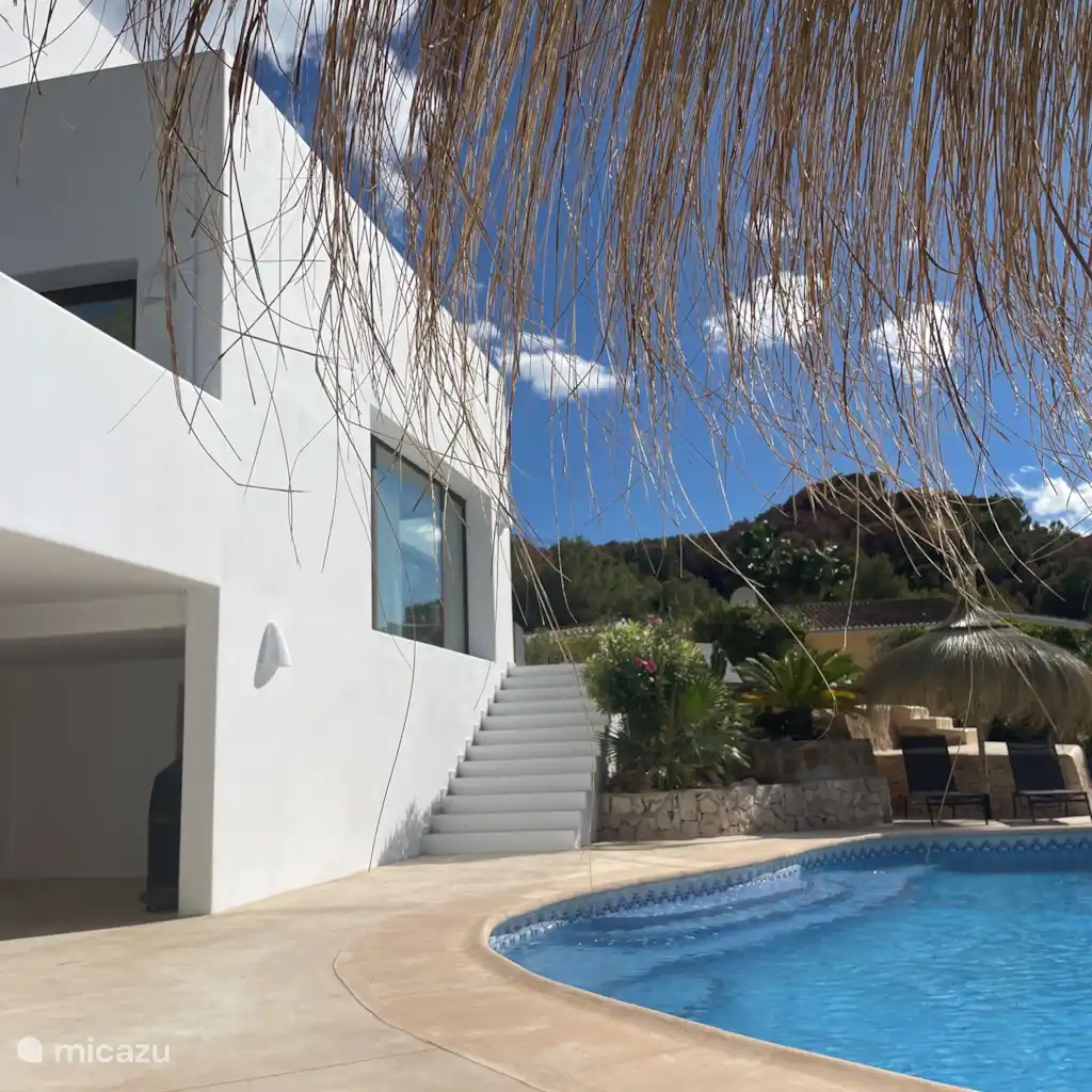 Casa del Mundo (by Almoradi)