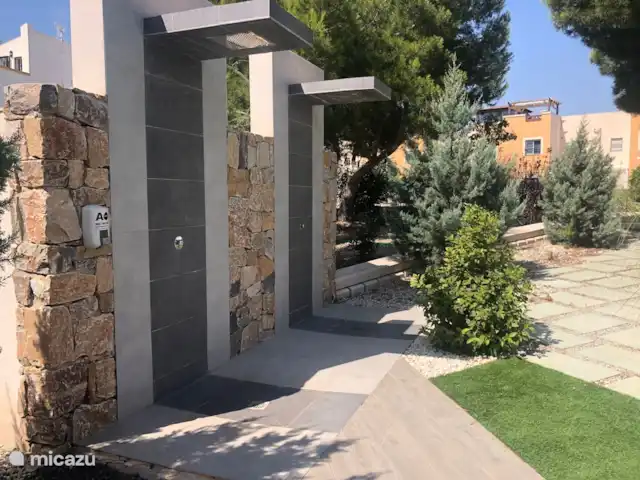La Casa Mai - Penthouse Laguna Rosa | Espagne, Costa Blanca, Torrevieja - penthouse Douche extérieure