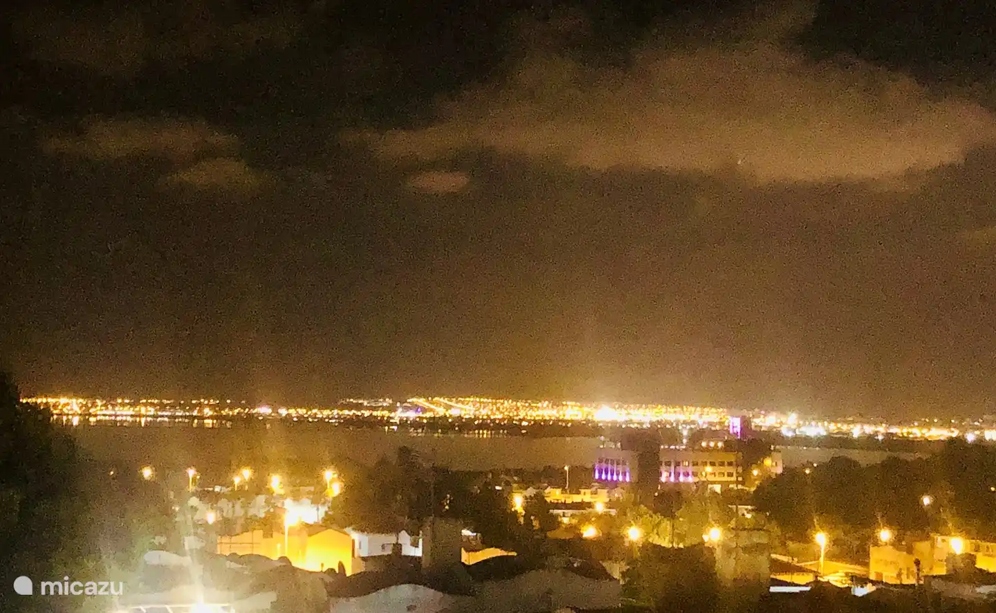 Uitzicht vanuit solarium by night ;-)