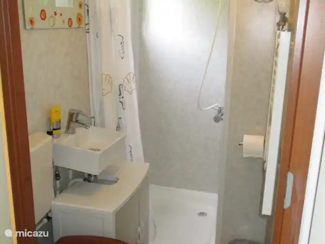 stacaravan huren in Nederland, Groningen, Marum – Boshuisje nr15