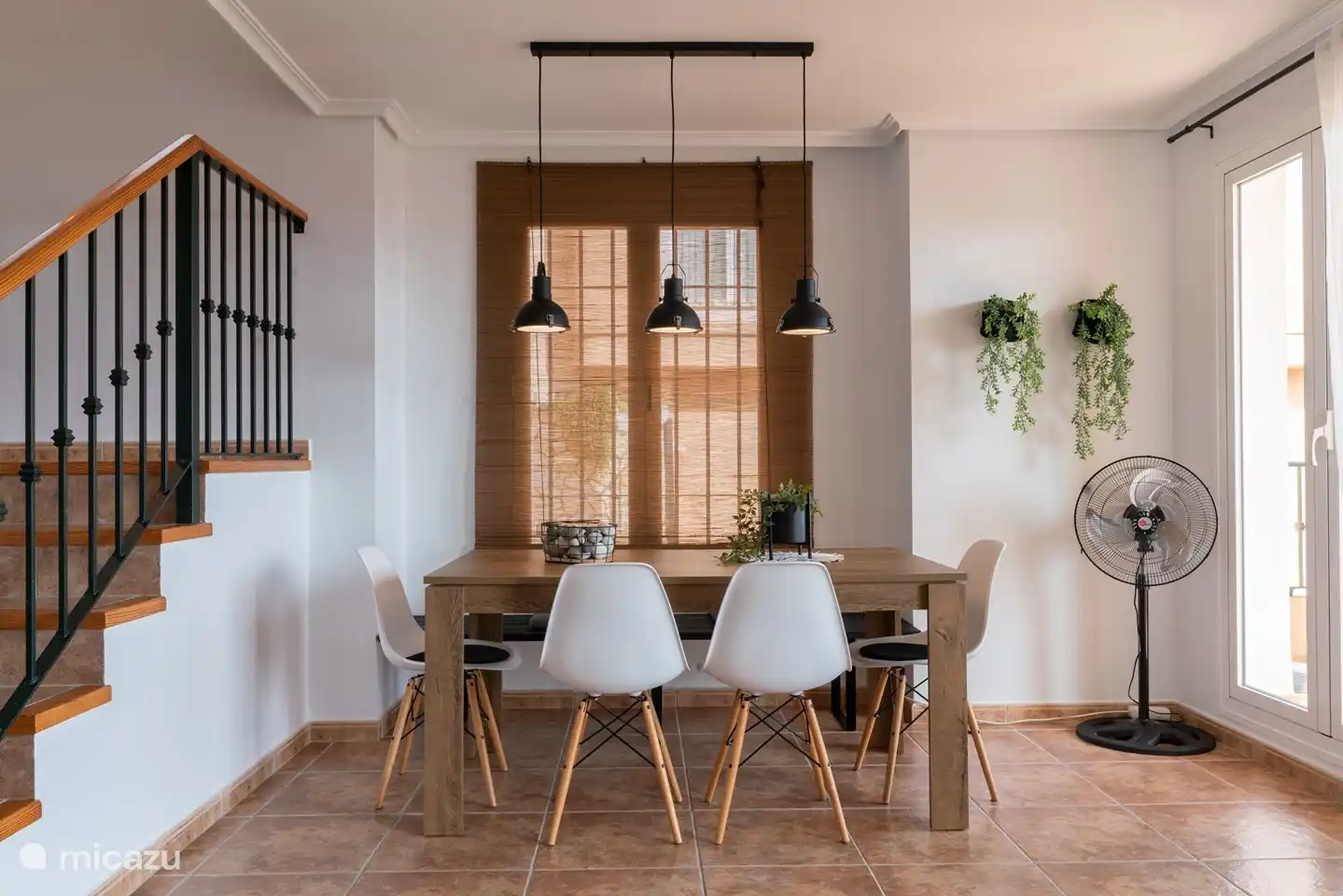 Salle à manger confortable