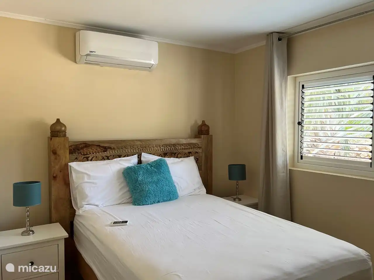 Tercer dormitorio con cama francesa