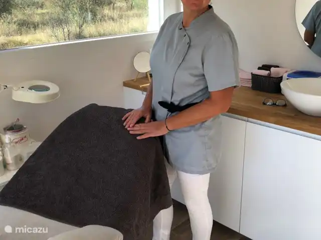 Location de Vacances Espagne, Costa Blanca, Gaianes, chambres d'hôtes -  Spa de Regina Différents soins peuvent être réservés dans le salon pour des vacances totalement relaxantes, demandez les possibilités.