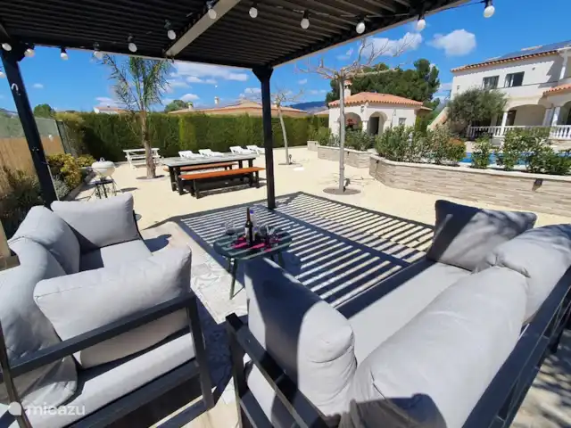 Casa El Toro Rojo | Espagne, Costa Dorada, L'Ametlla de Mar - maison de vacances Le jardin, la pergola, les meubles de jardin et la piscine sont à votre disposition.