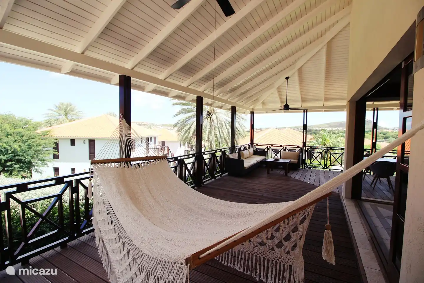 Genießen Sie die Aussicht in der Hängematte