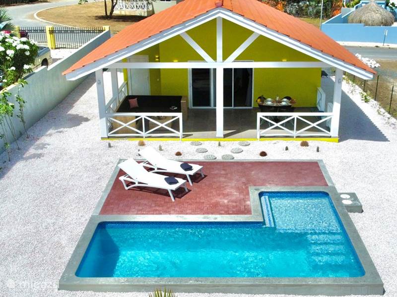Vakantiehuis Curaçao, Banda Abou (west), Fontein Vakantiehuis Kas Bisento met privé zwembad
