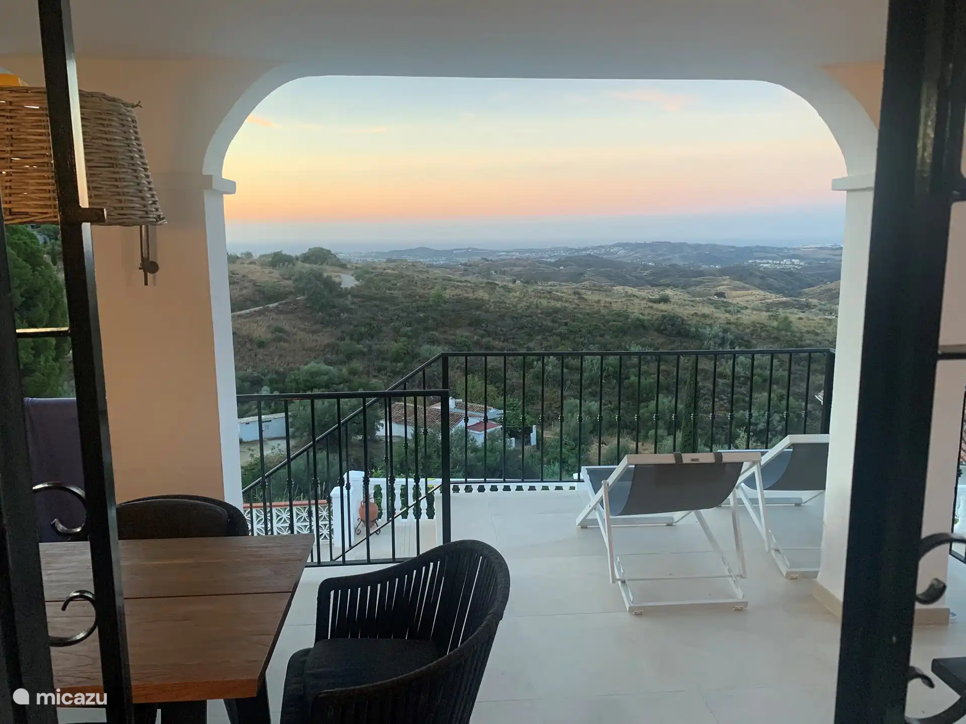 Terrasse im Obergeschoss