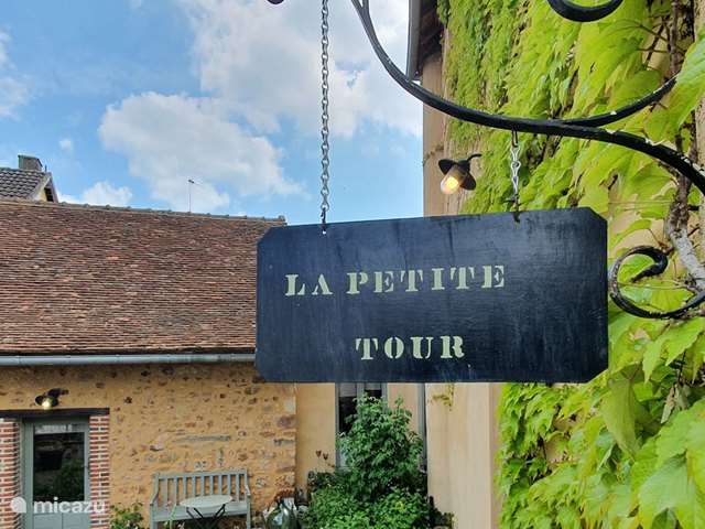 Holiday home in France,  Allier – townhouse La petite tour