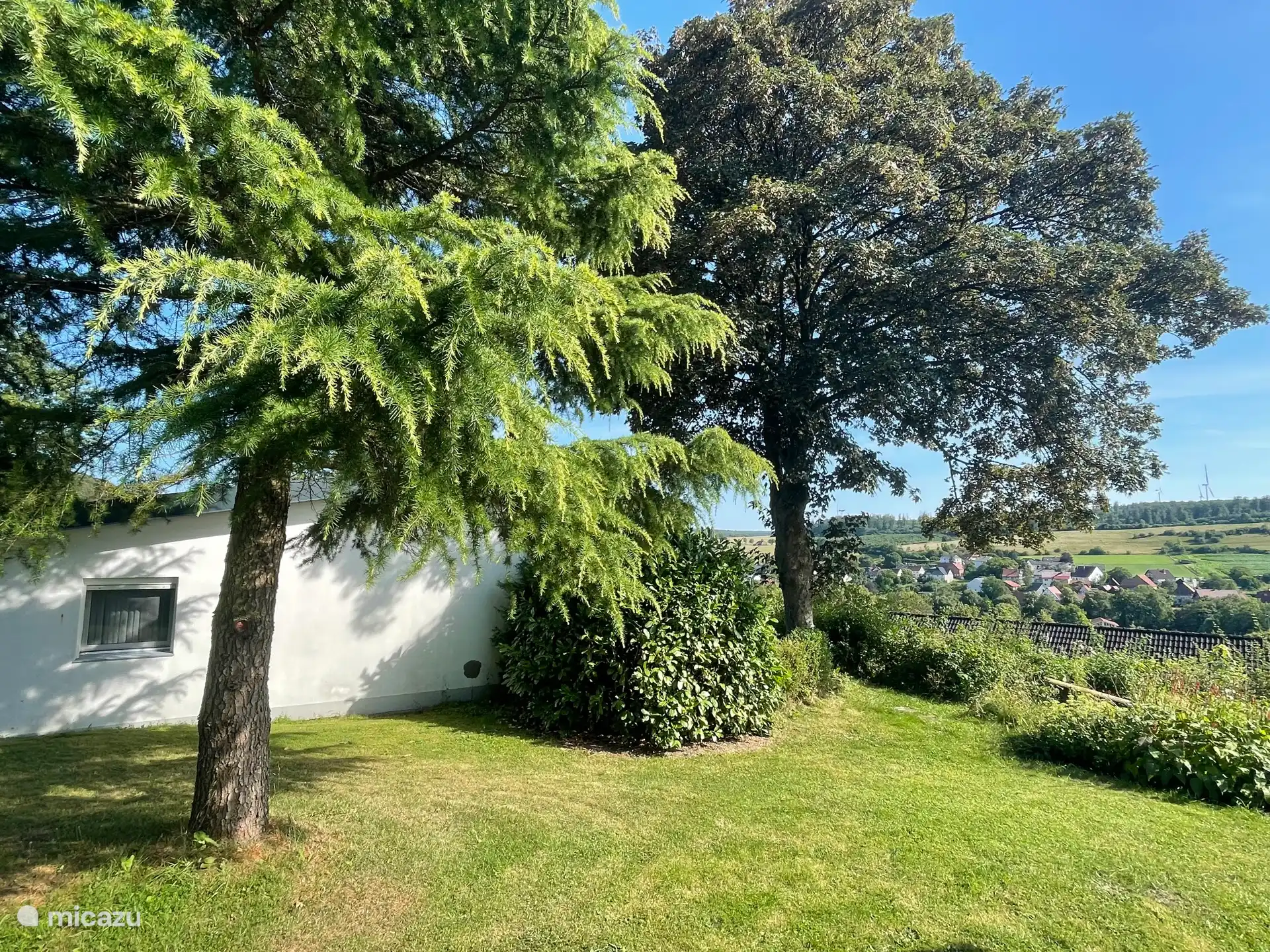 Vue extérieure de la maison de Mees