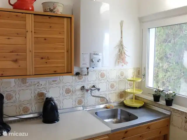 Huisje Mees huren in Duitsland, Sauerland, Husen - Lichtenau - bungalow Keuken met uitzicht op terras