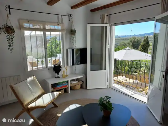 villa estrella de mar en España, Costa Blanca, Moraira - villa Hermosa vista desde la sala de estar en la segunda terraza en la parte trasera de la casa.