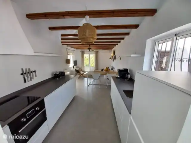 villa estrella de mar en España, Costa Blanca, Moraira - villa ¡Una vista desde la nueva cocina con electrodomésticos SMEG!