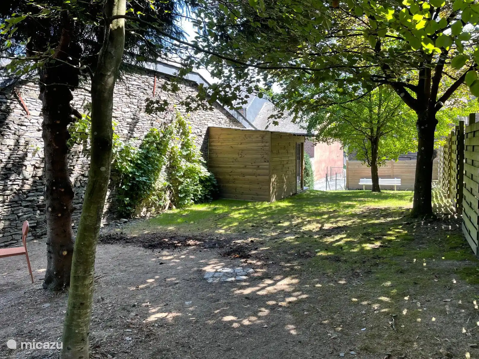 Beboomde achtertuin.