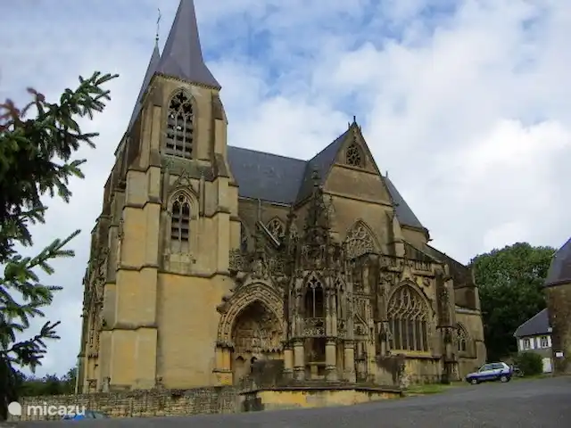 La Ferme Oubliée | Belgique, Ardennes, Paliseul - gîte / cottage La basilique d'Avioth (XIVe siècle)