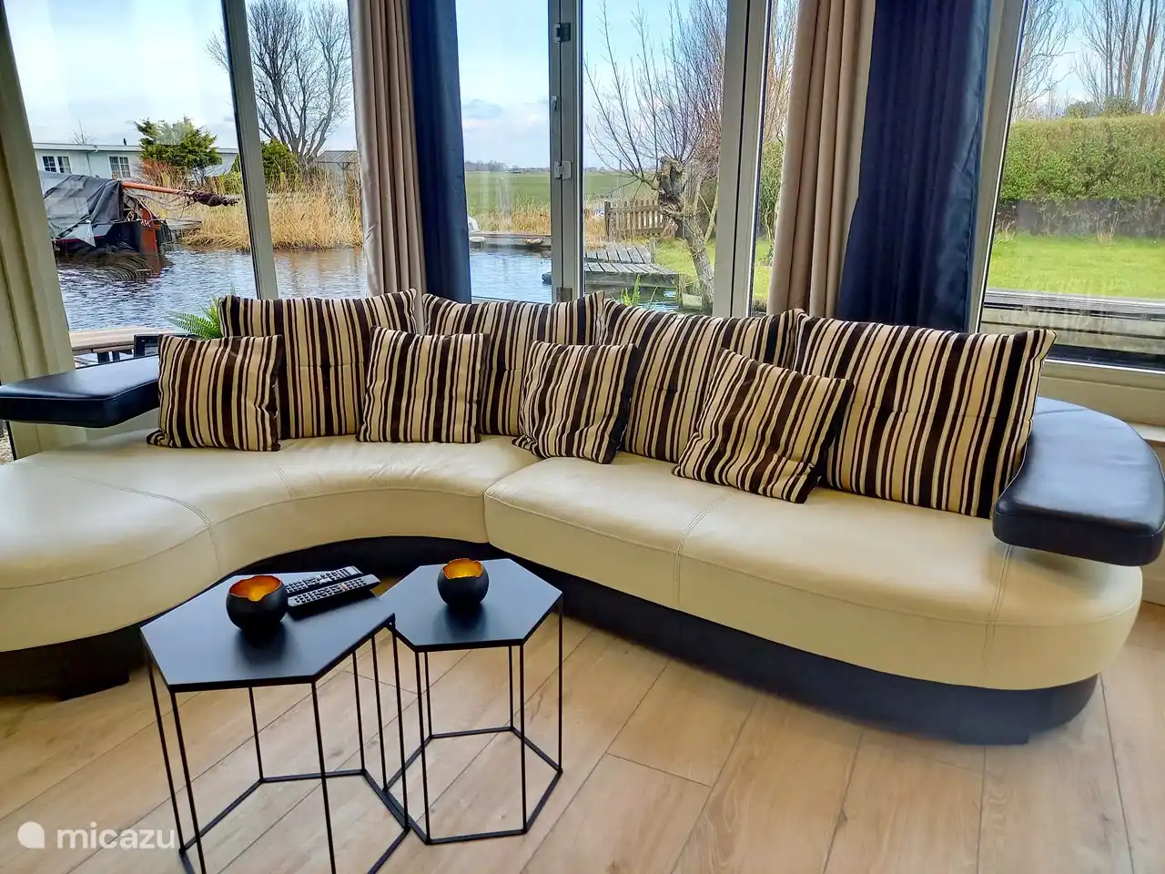 Pura Vida del Rio in Netherlands, South Holland, Oude Ade - apartment