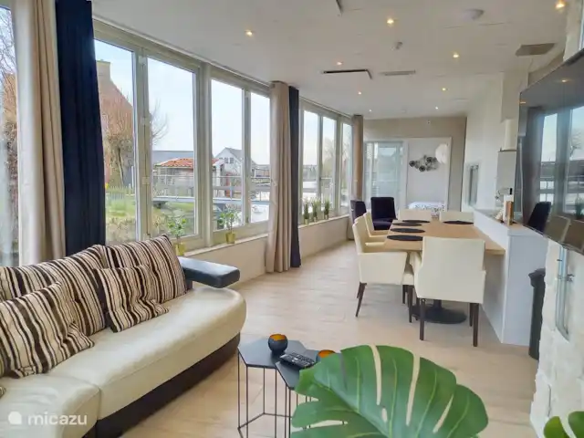 Pura Vida del Río en Países Bajos, Holanda Meridional, Oude Ade - apartamento mirar dentro de la habitación