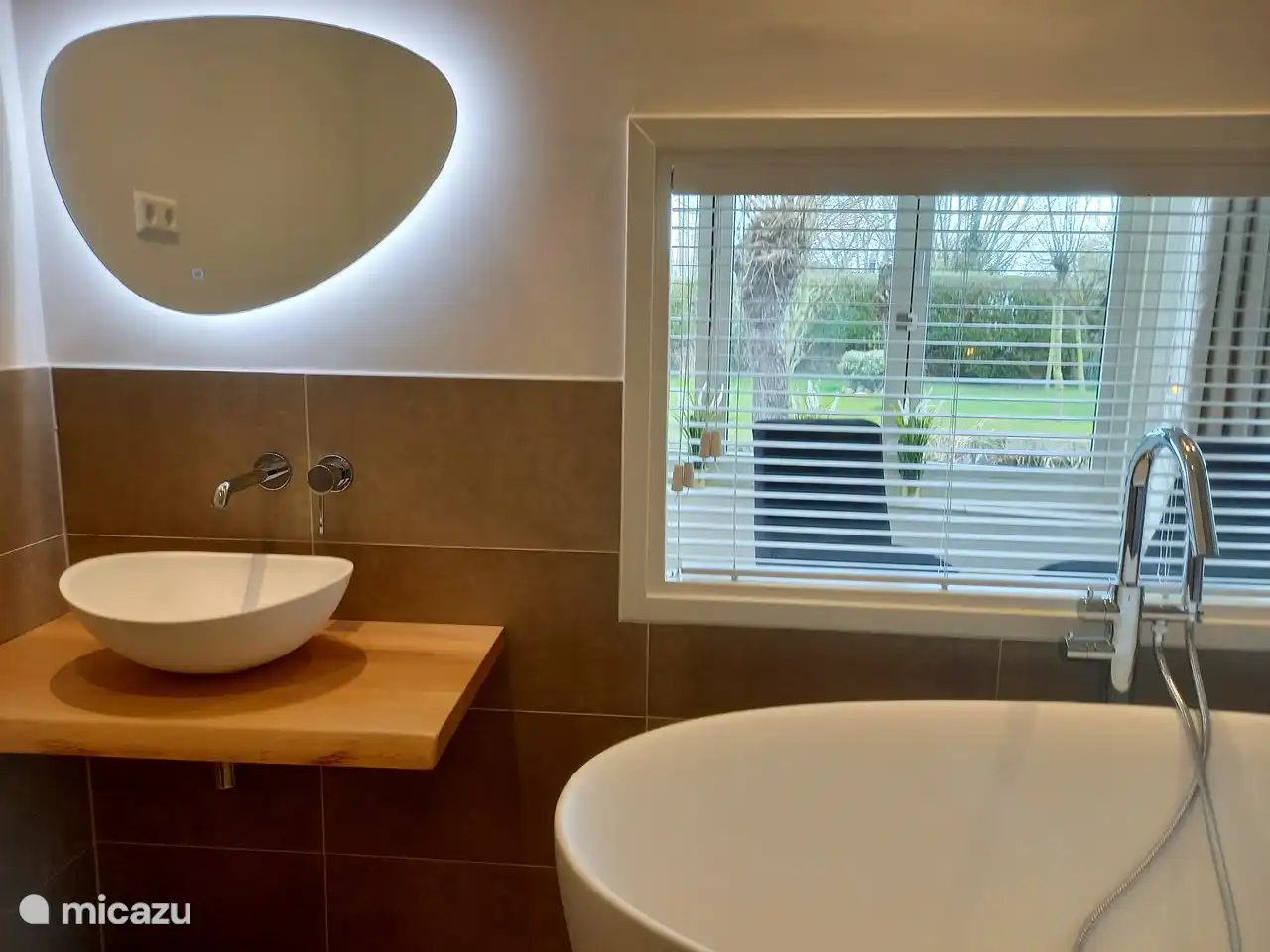 outside view from the bath