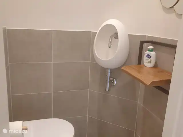 Pura Vida del Río en Países Bajos, Holanda Meridional, Oude Ade - apartamento baño