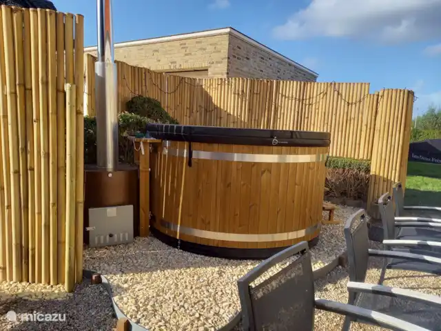 Panorama Pura Vida | Pays-Bas, Hollande méridionale, Oud Ade - villa le bain à remous
