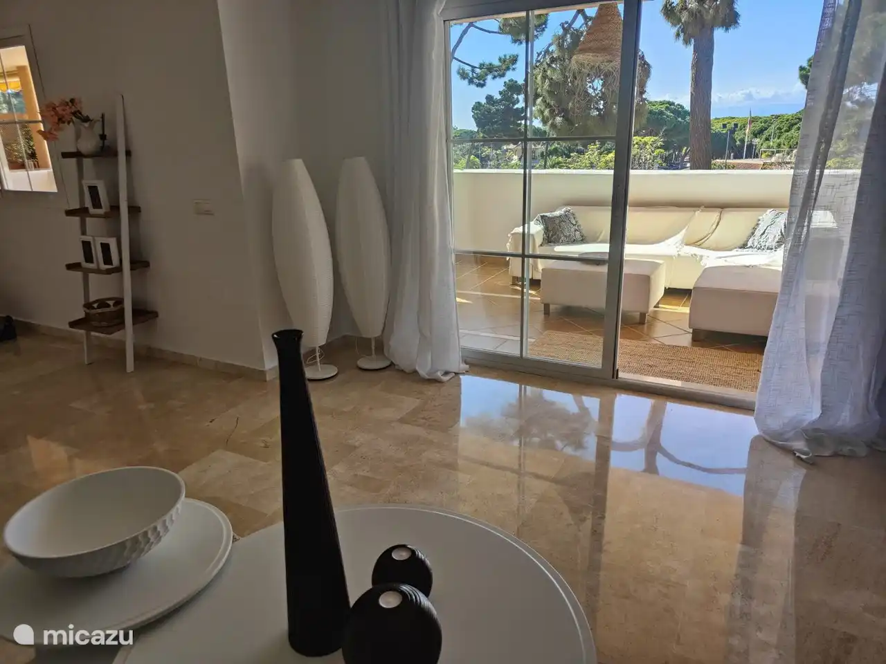 salon donnant sur la terrasse