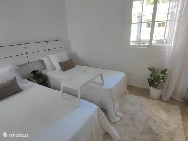 Location de Vacances Espagne, Costa del Sol, Marbella Elviria, appartement - Pino, résidence de golf Don Carlos 2ème chambre