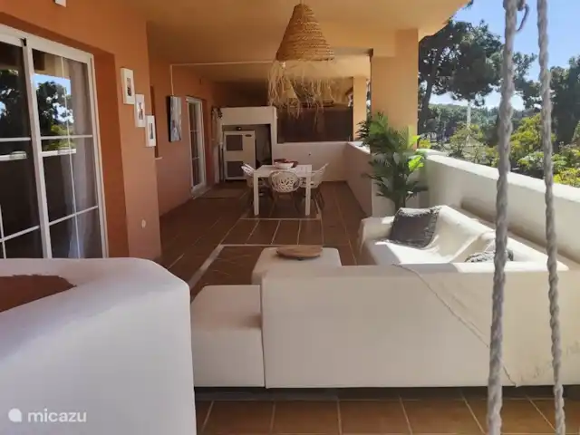 Location de Vacances Espagne, Costa del Sol, Marbella Elviria, appartement - Pino, résidence de golf Don Carlos très grande terrasse