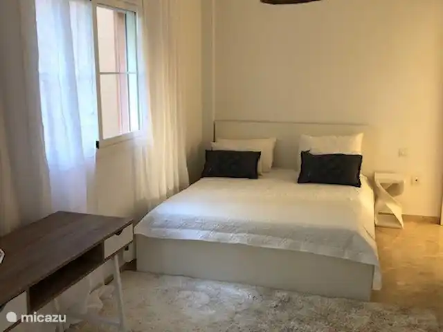 Location de Vacances Espagne, Costa del Sol, Marbella Elviria, appartement - Pino, résidence de golf Don Carlos chambre principale