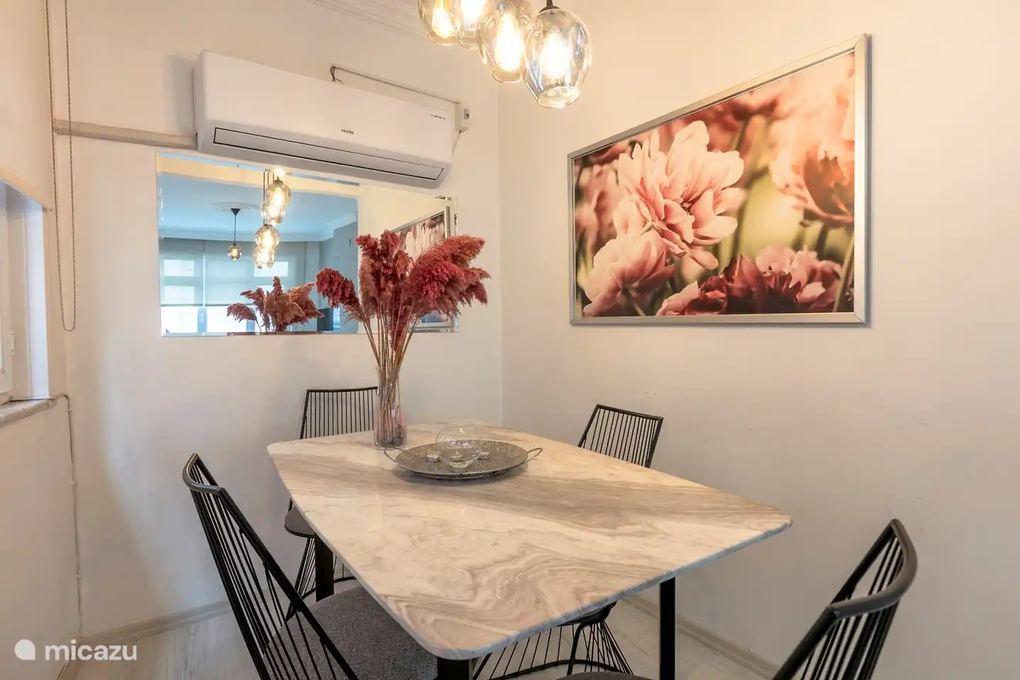 Rent Ezgi's Apartment in Nişantası in Istanbul, Istanbul. Micazu