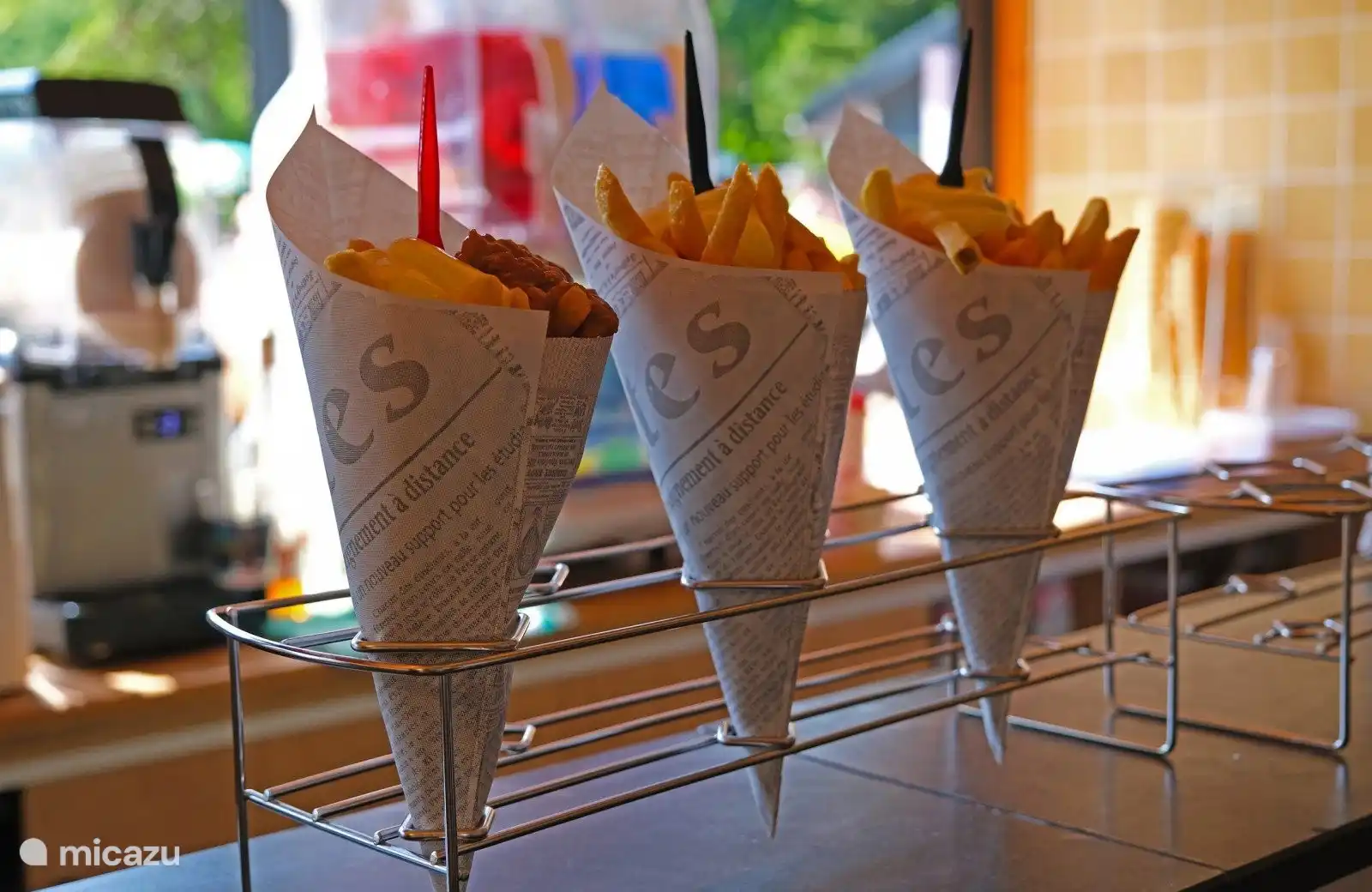 Patatje halen in de friterie