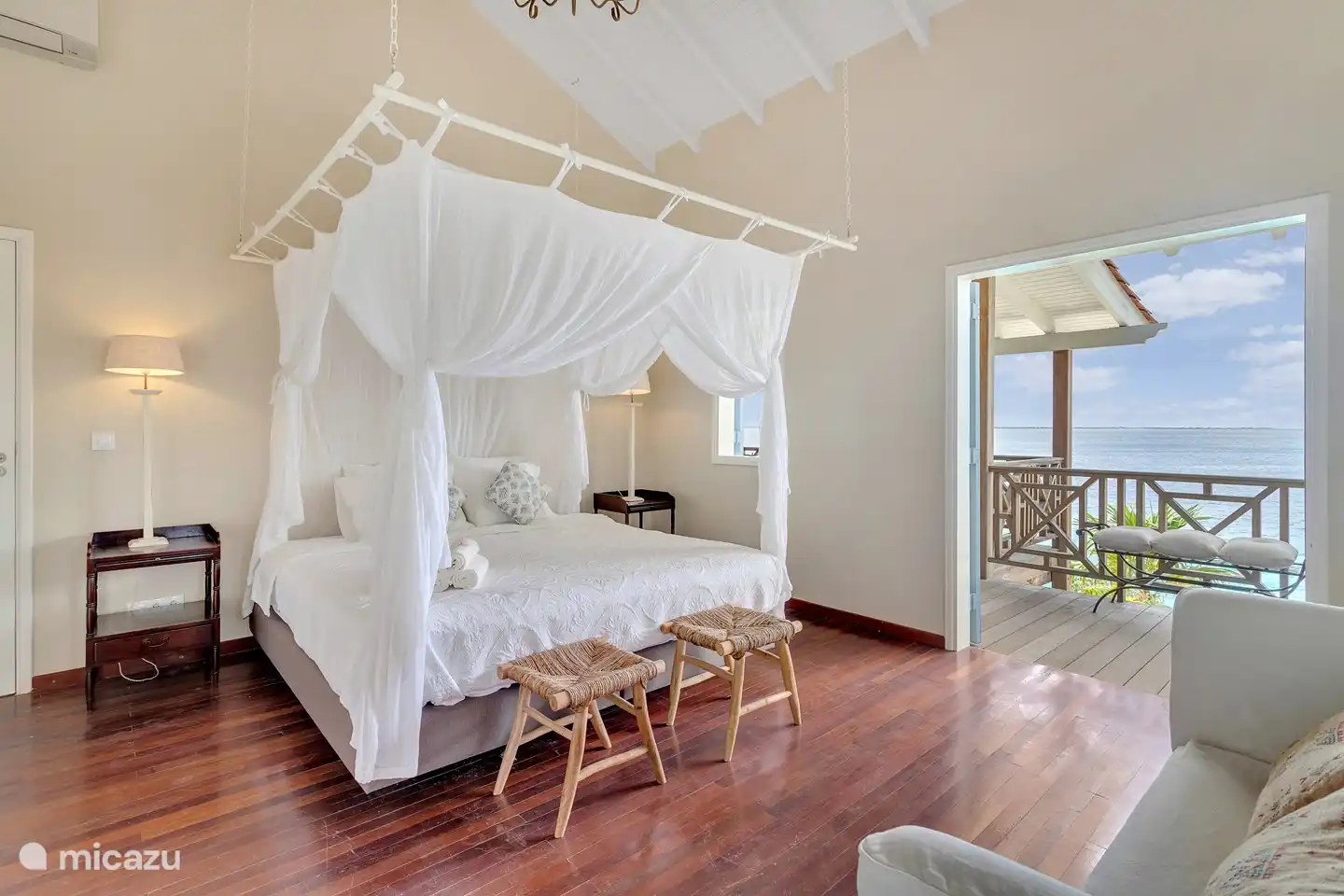 Volledig opnieuw ingerichte slaapkamers zorgen ervoor dat je heerlijk zult slapen.